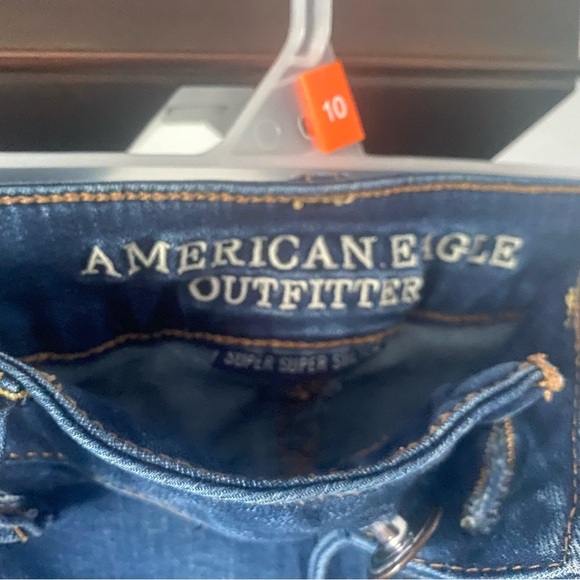 American Eagle Outfitters Women's Ripped Blue Skinny Jeans - Picture 3 of 3